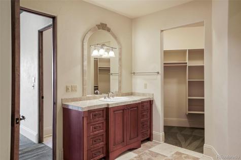 4890 Broadlake View Colorado Springs CO 80906