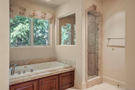 4890 Broadlake View Colorado Springs CO 80906