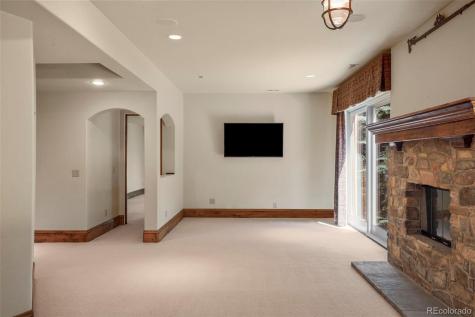 4890 Broadlake View Colorado Springs CO 80906