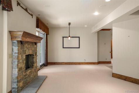 4890 Broadlake View Colorado Springs CO 80906