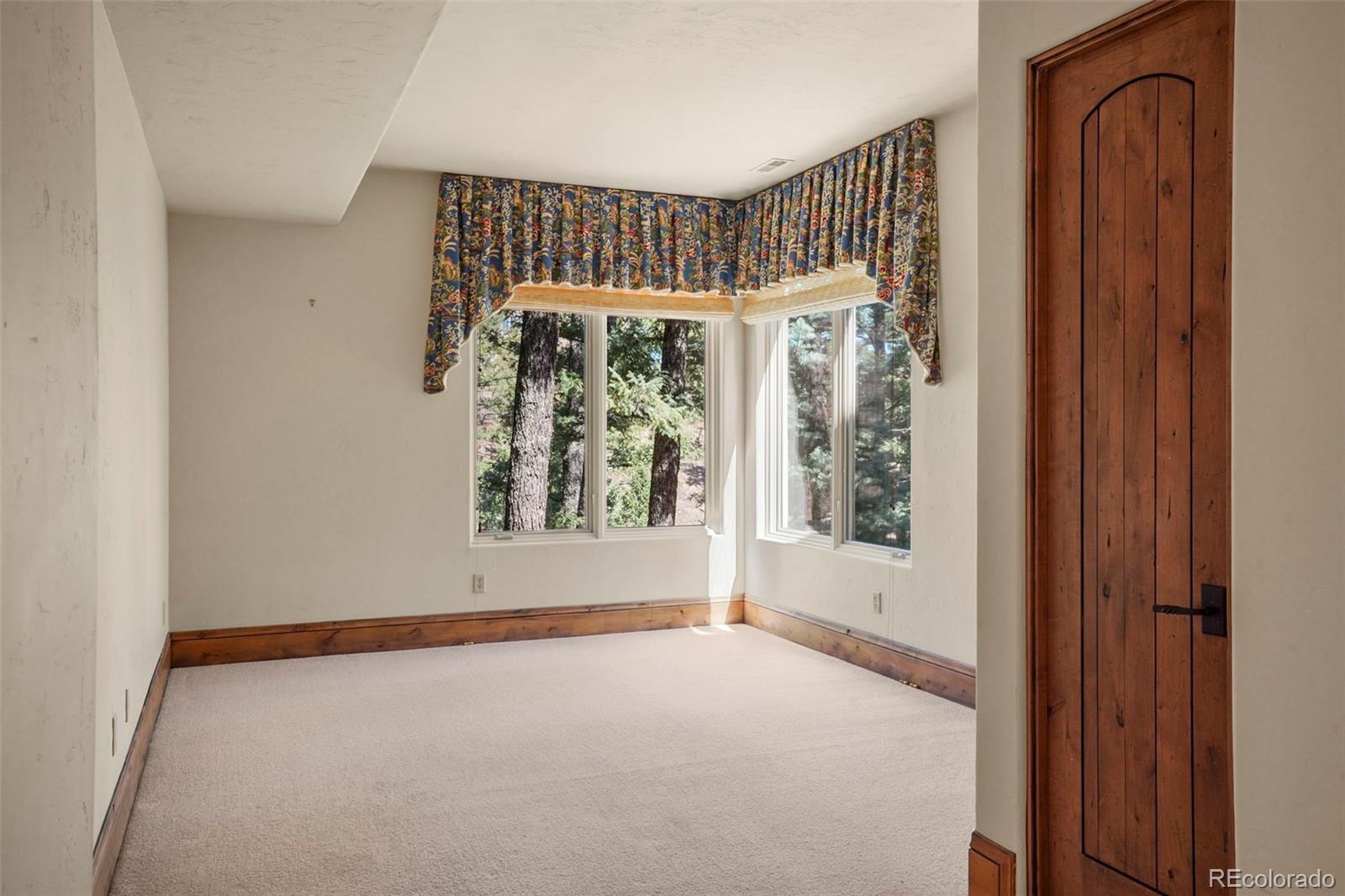 4890 Broadlake View Colorado Springs CO 80906