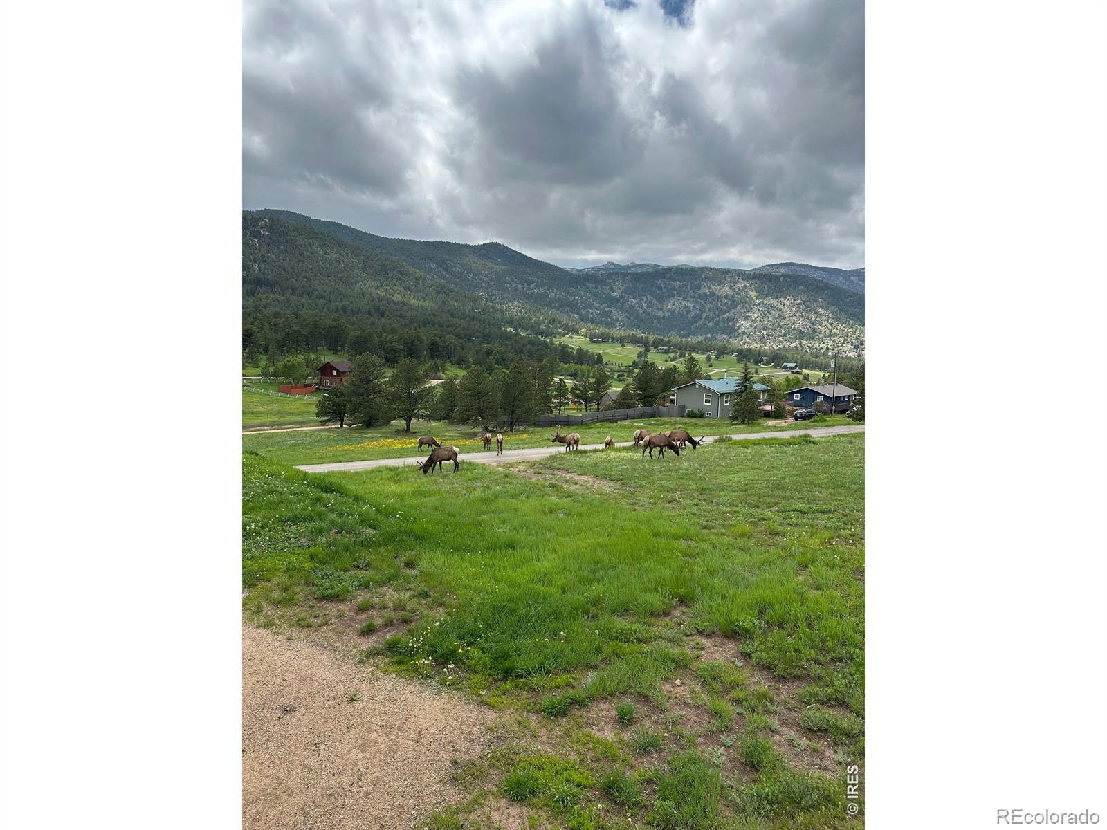 48 Button Rock Road Lyons CO 80540