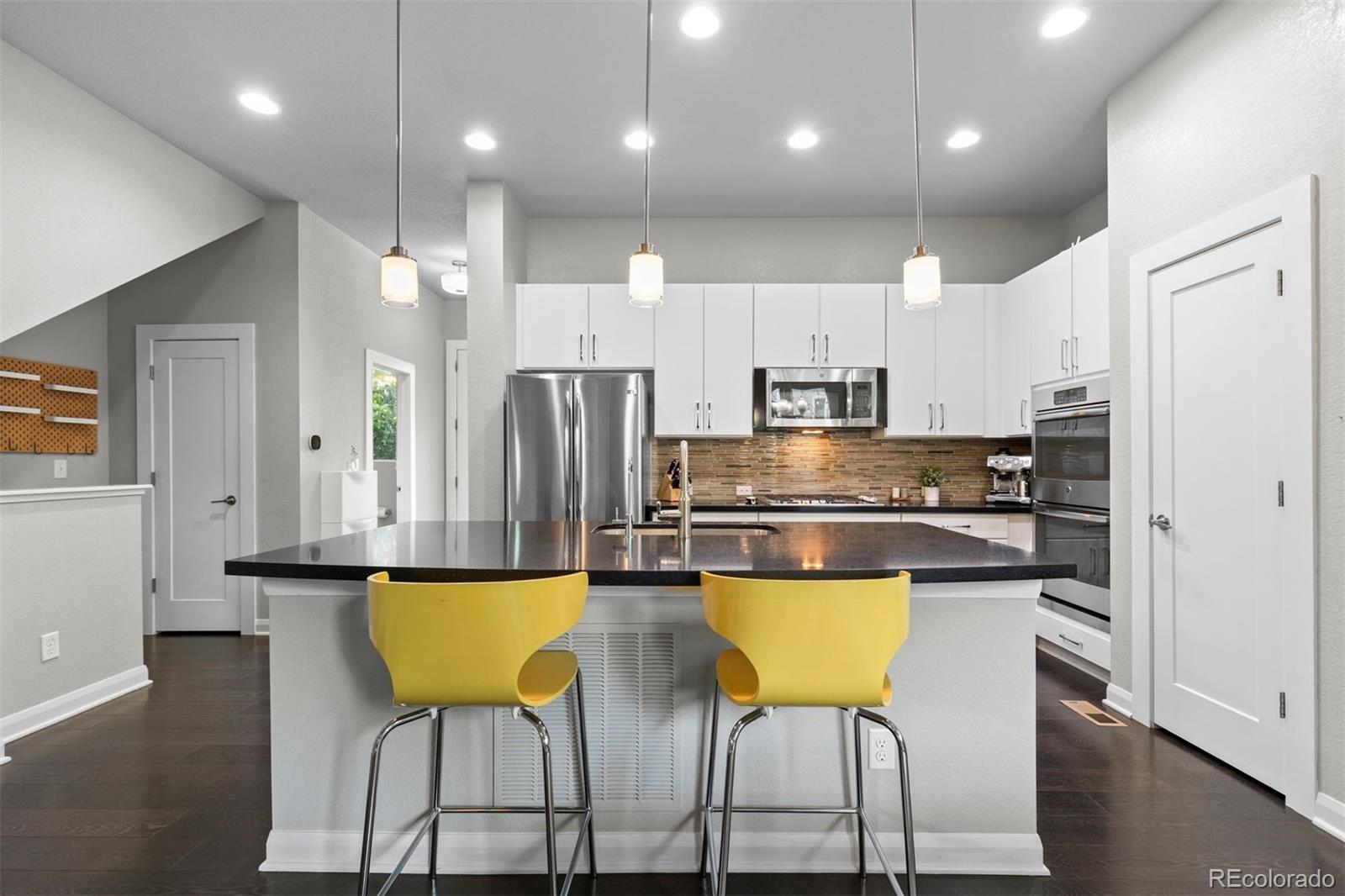 6771 Raritan Drive Denver CO 80221