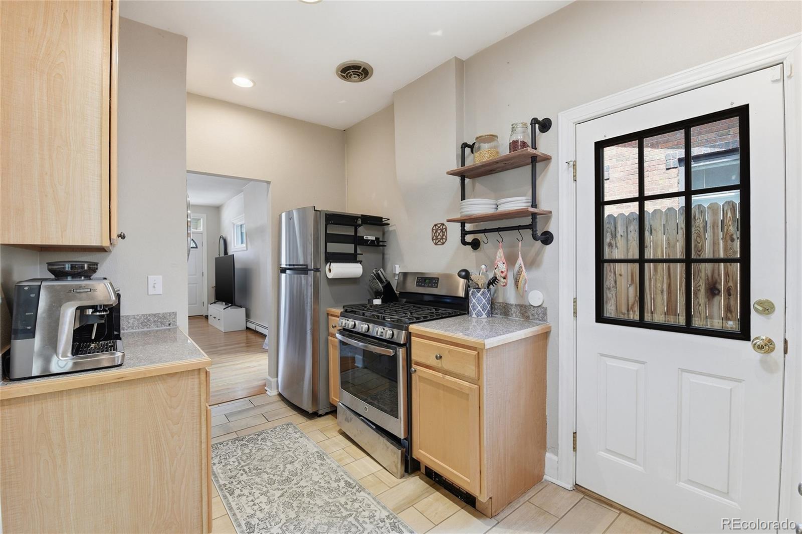 828 S Emerson Street Denver CO 80209