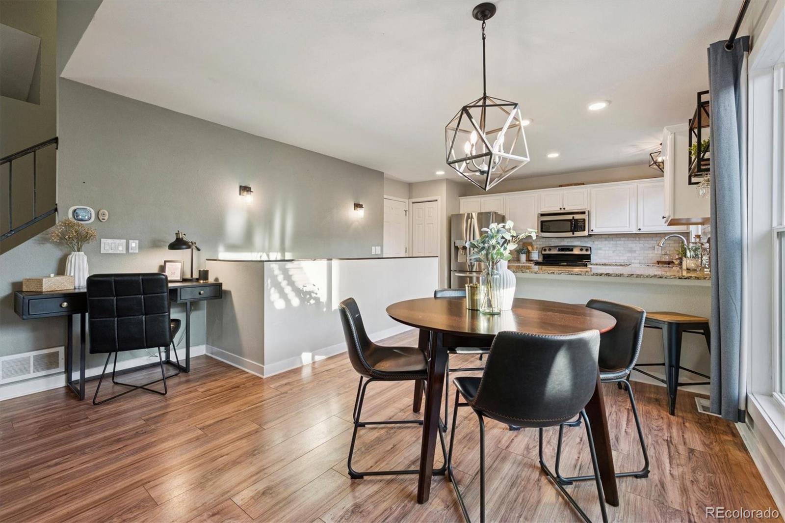 9856 Garwood Street Littleton CO 80125