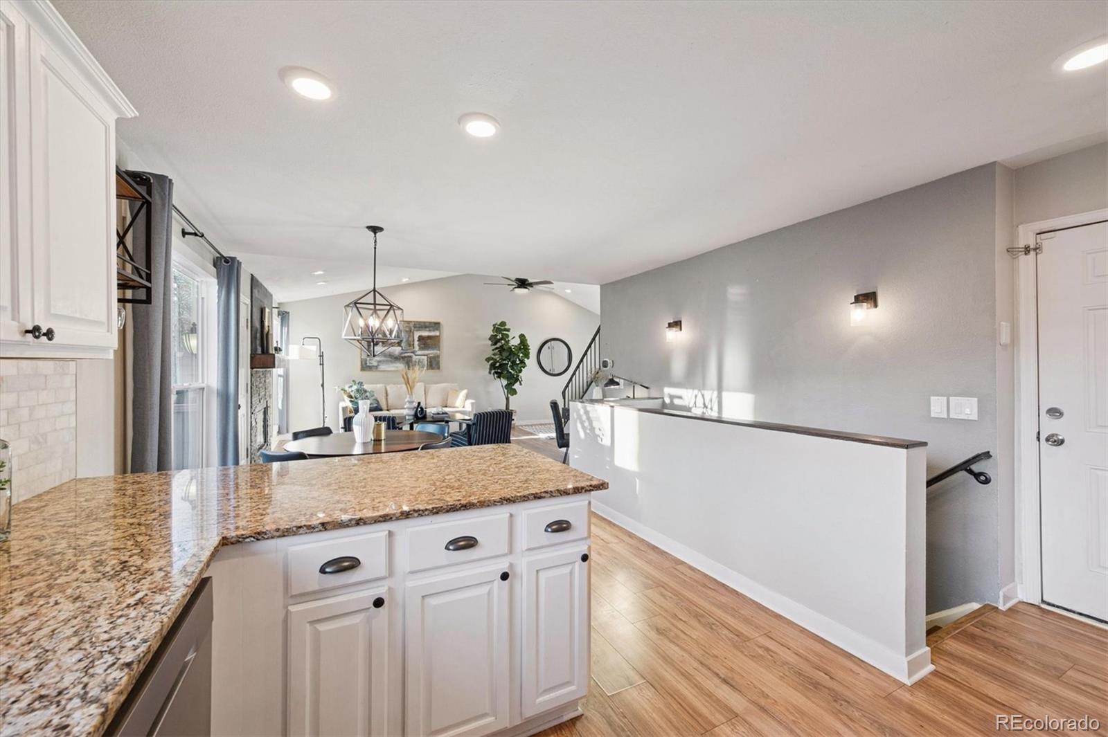 9856 Garwood Street Littleton CO 80125