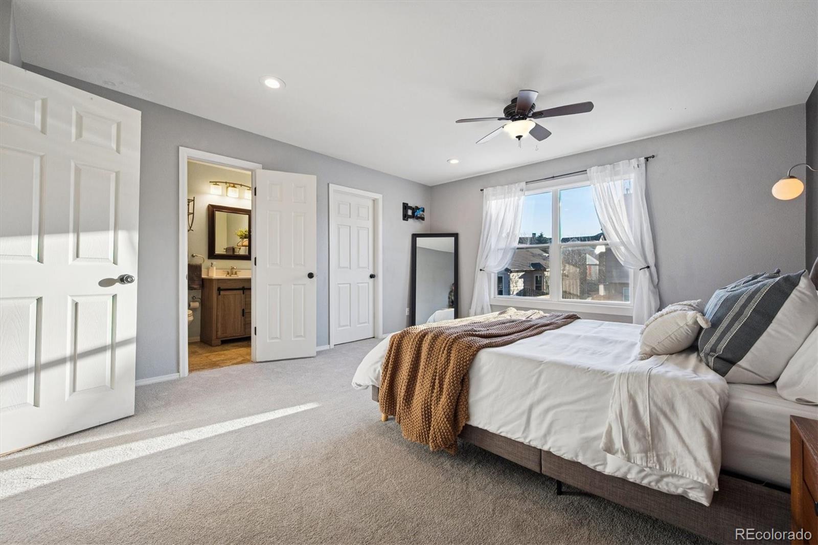 9856 Garwood Street Littleton CO 80125