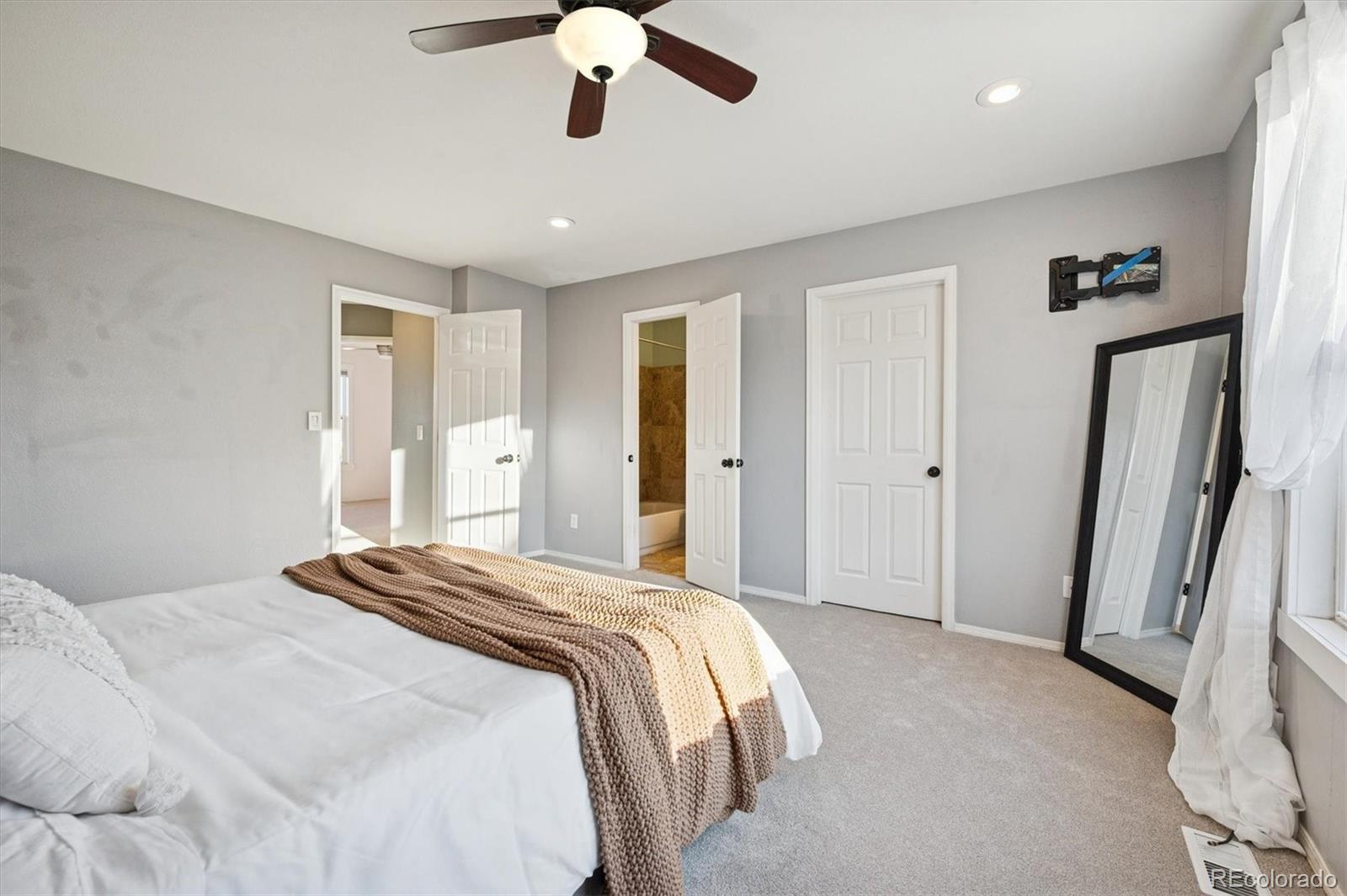 9856 Garwood Street Littleton CO 80125