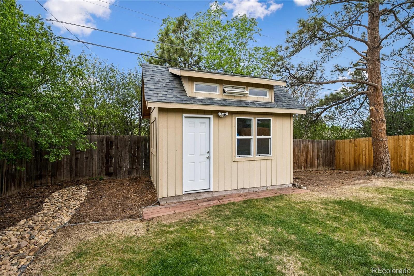 865 Grape Street Denver CO 80220