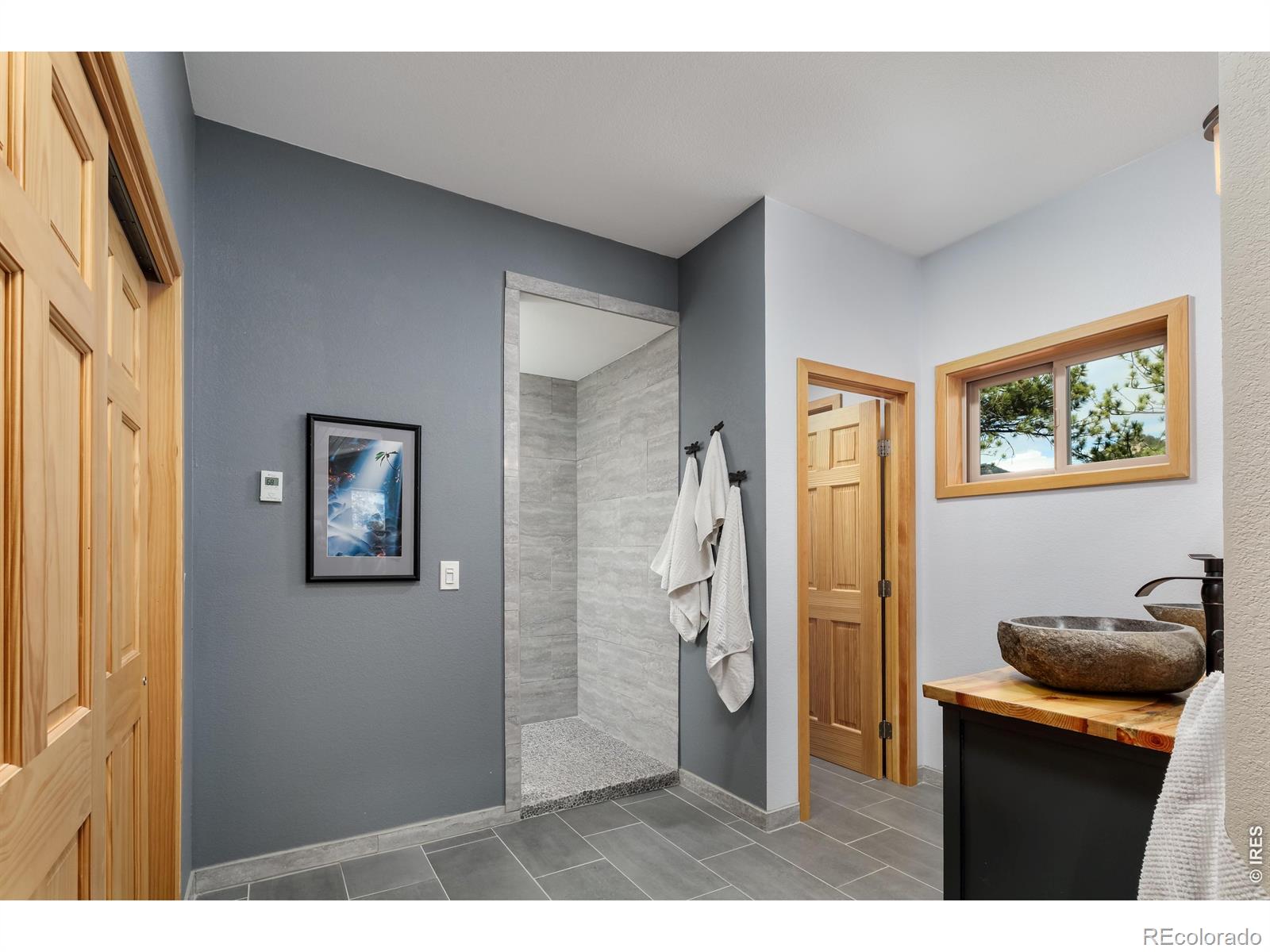 321 May Avenue Lyons CO 80540