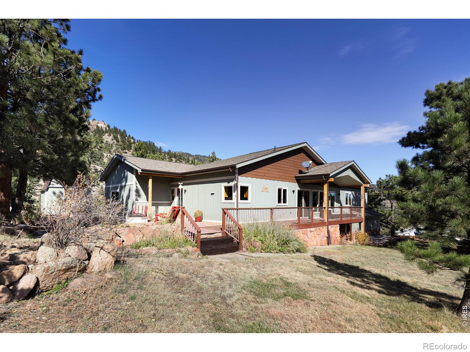 321 May Avenue Lyons CO 80540