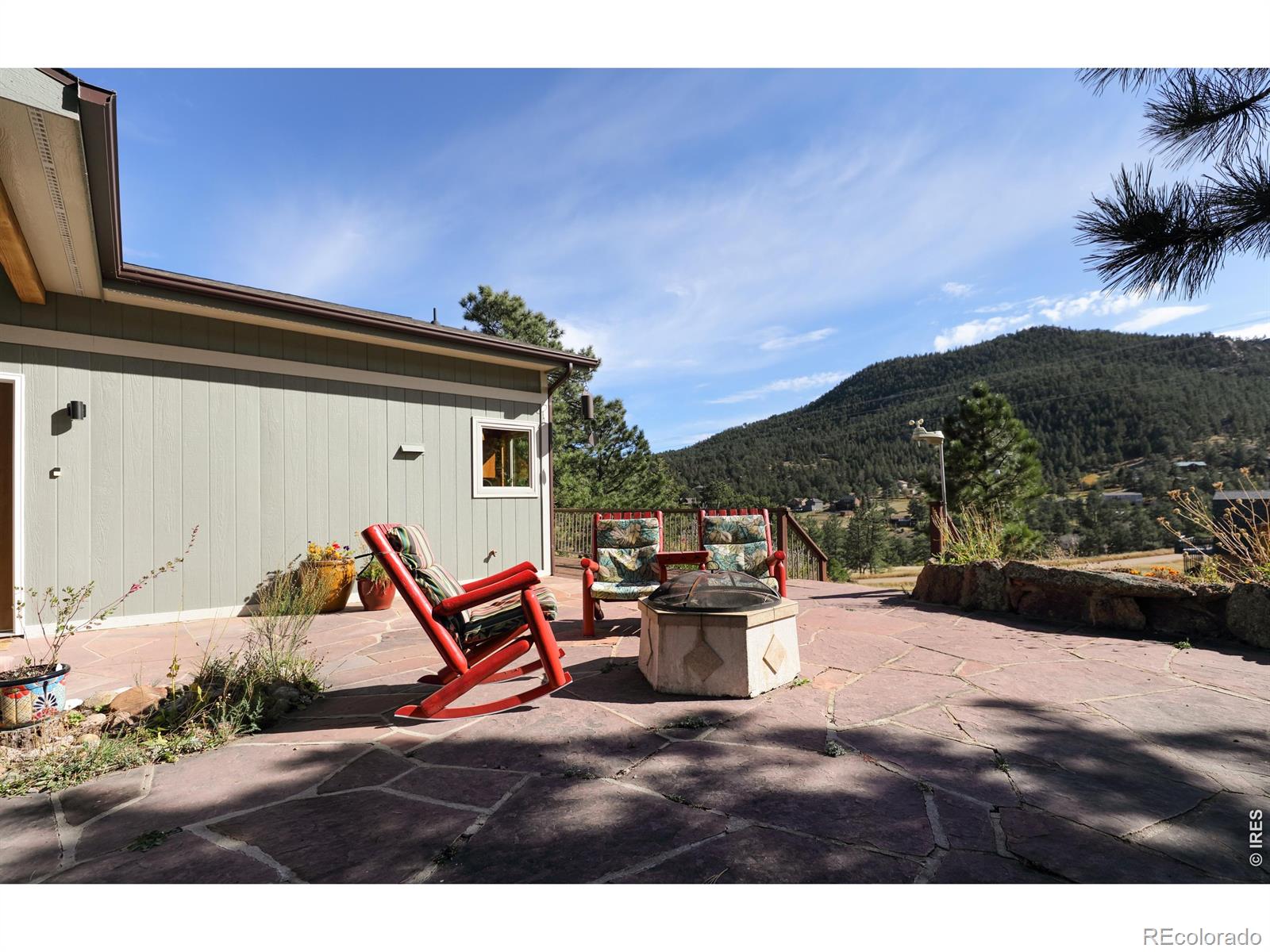 321 May Avenue Lyons CO 80540