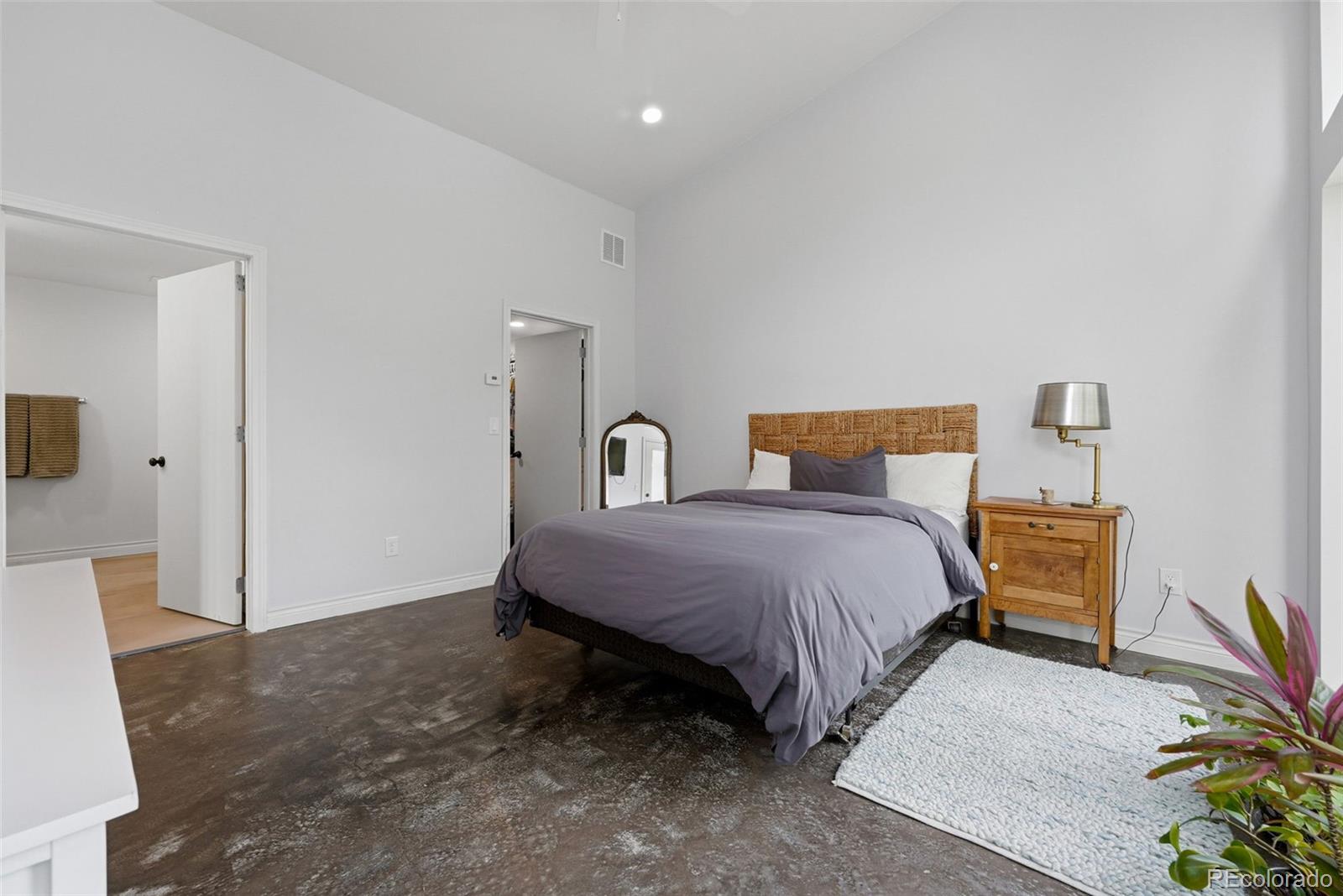 2060 Dover Street Lakewood CO 80215