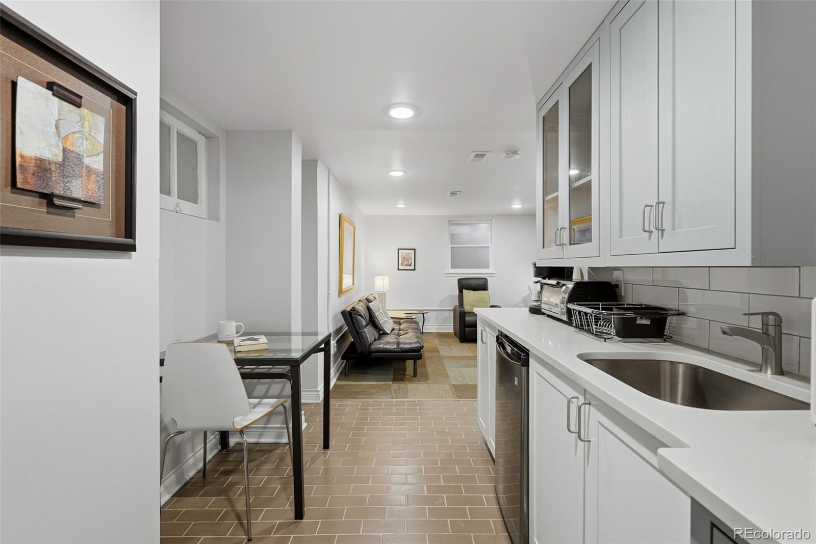 2060 Dover Street Lakewood CO 80215