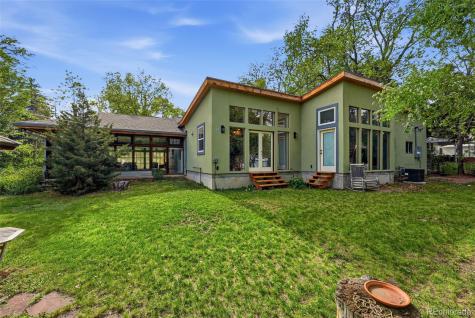 2060 Dover Street Lakewood CO 80215