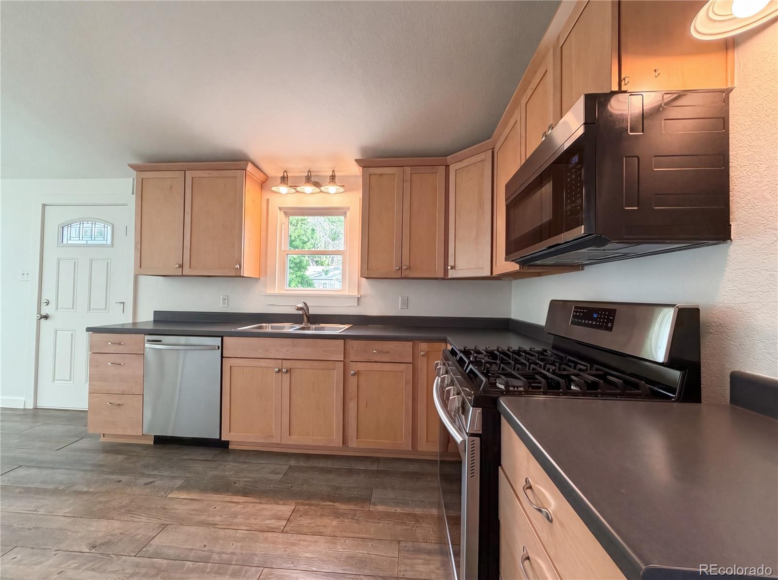433 Sunnyside Lane Longmont CO 80504