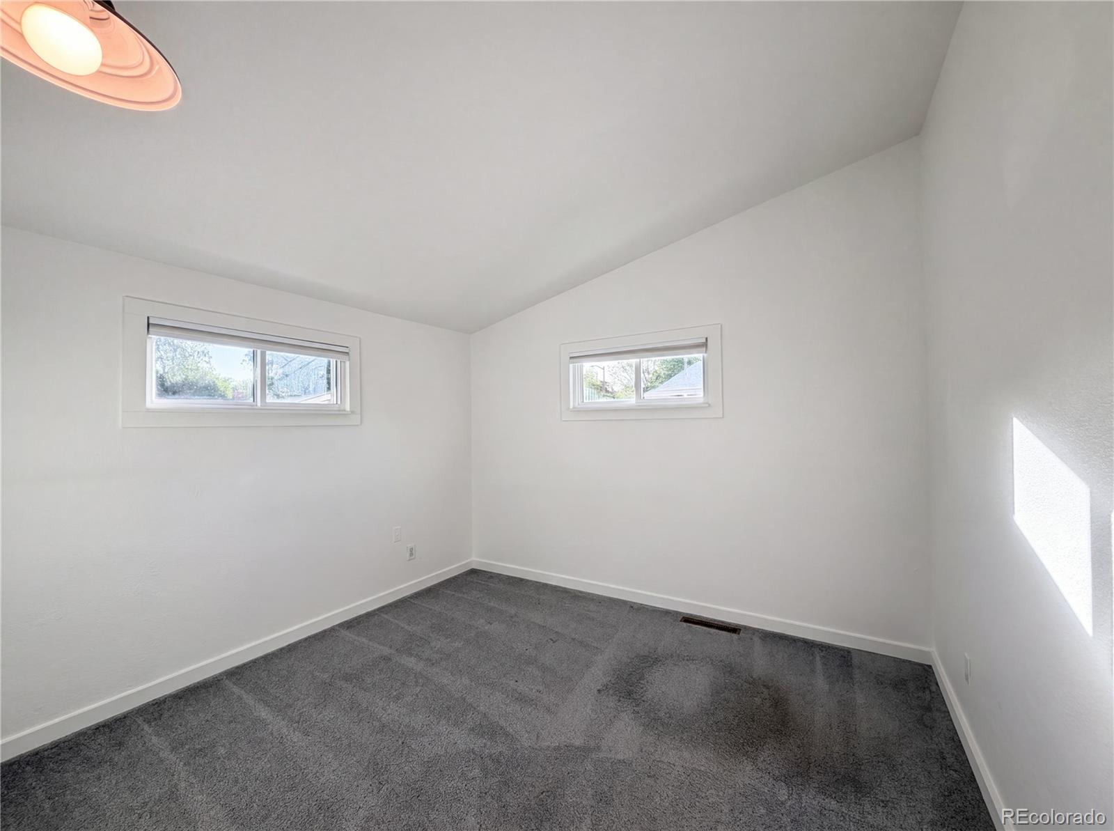 433 Sunnyside Lane Longmont CO 80504