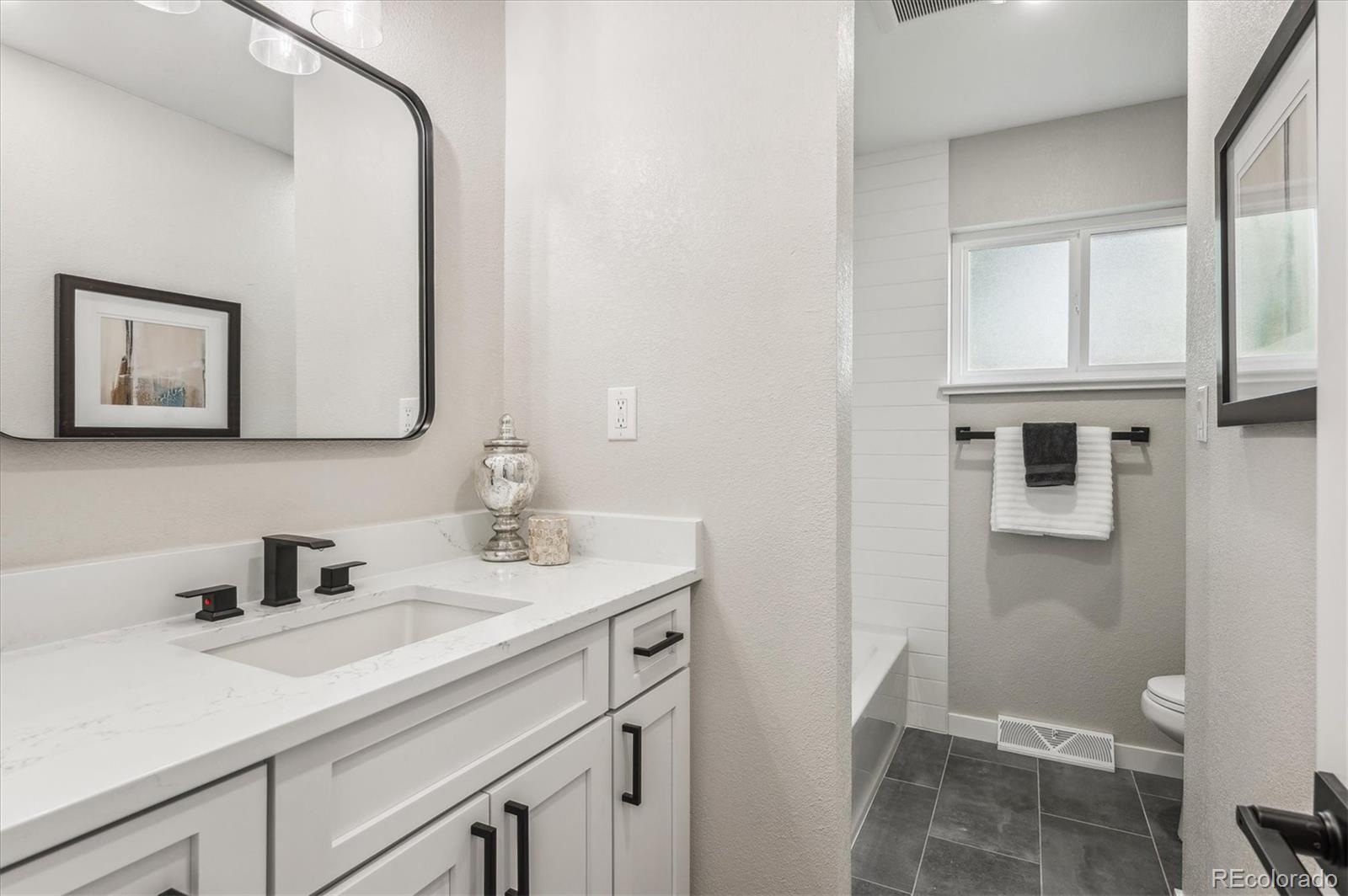 2070 Union Drive Lakewood CO 80215