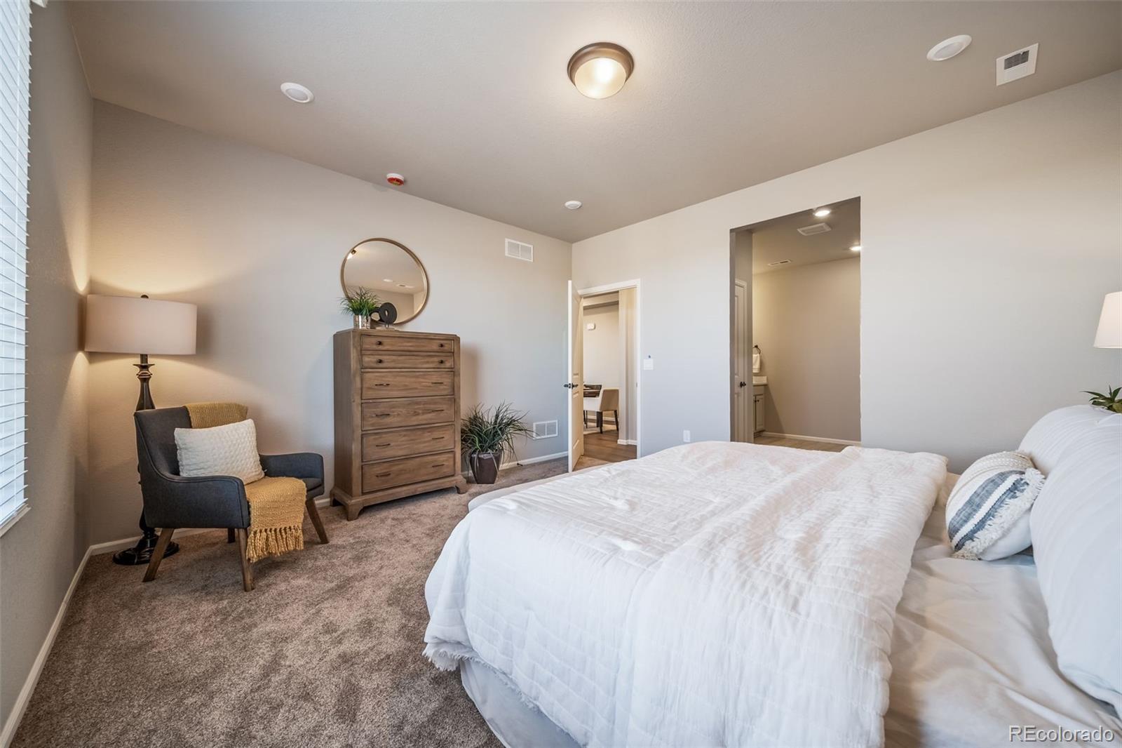 5163 N Quatar Street Aurora CO 80019