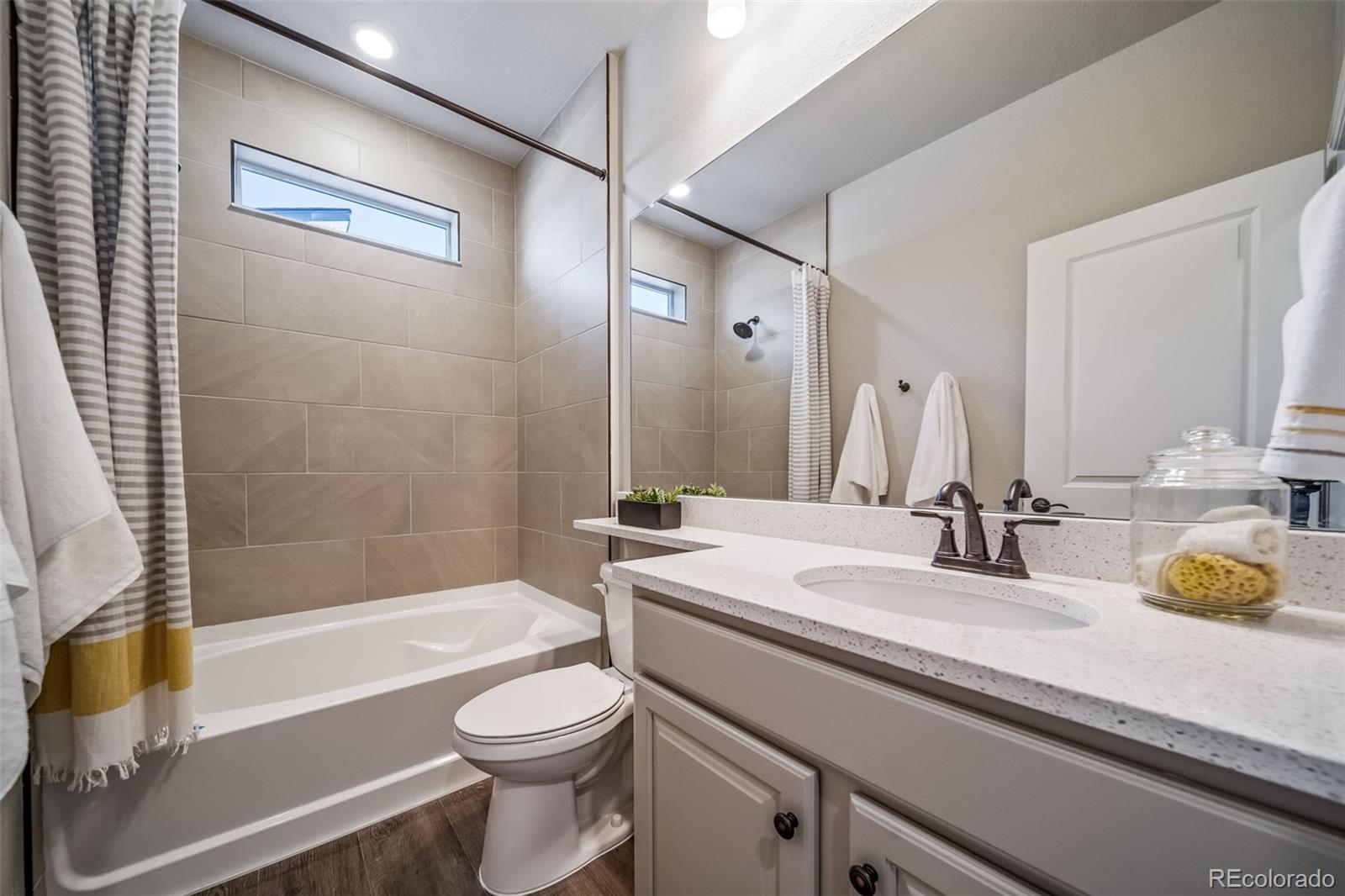 5163 N Quatar Street Aurora CO 80019