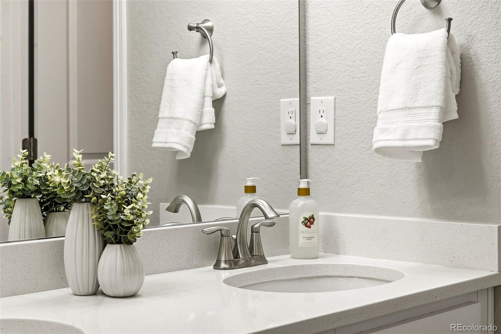 7363 S Scottsburg Way Aurora CO 80016