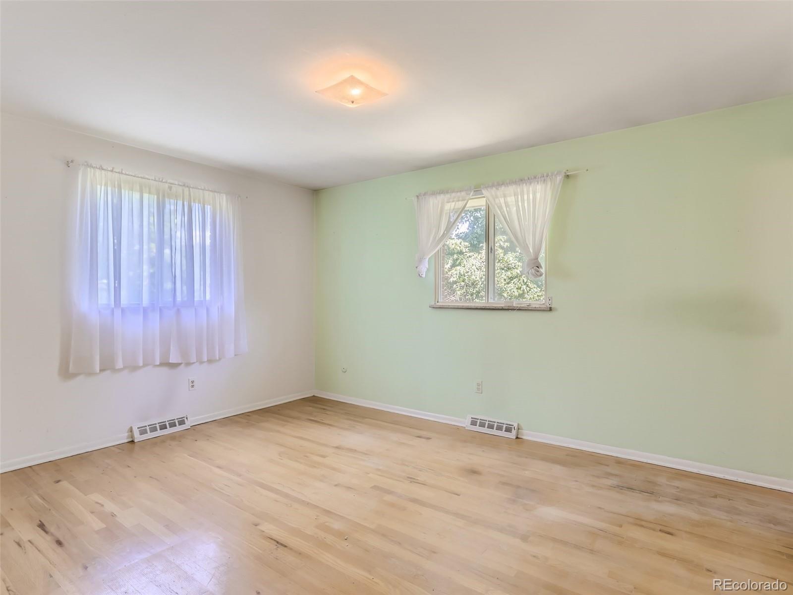 395 Victor Street Aurora CO 80011
