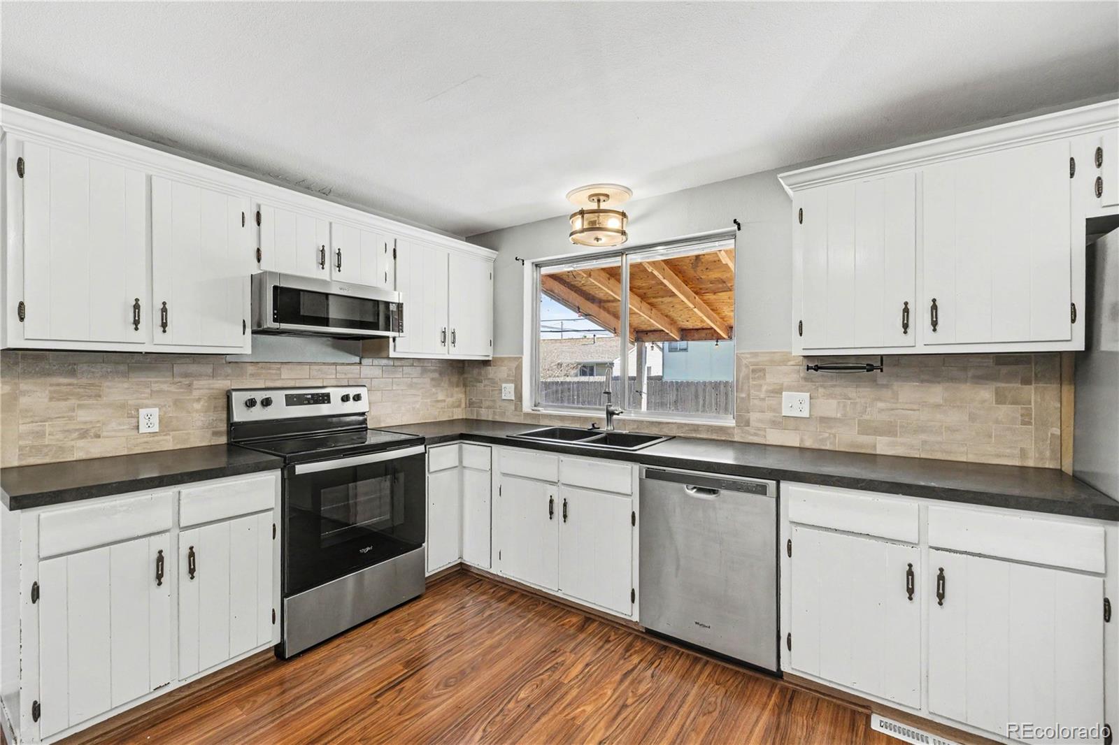966 E 8th Avenue Broomfield CO 80020