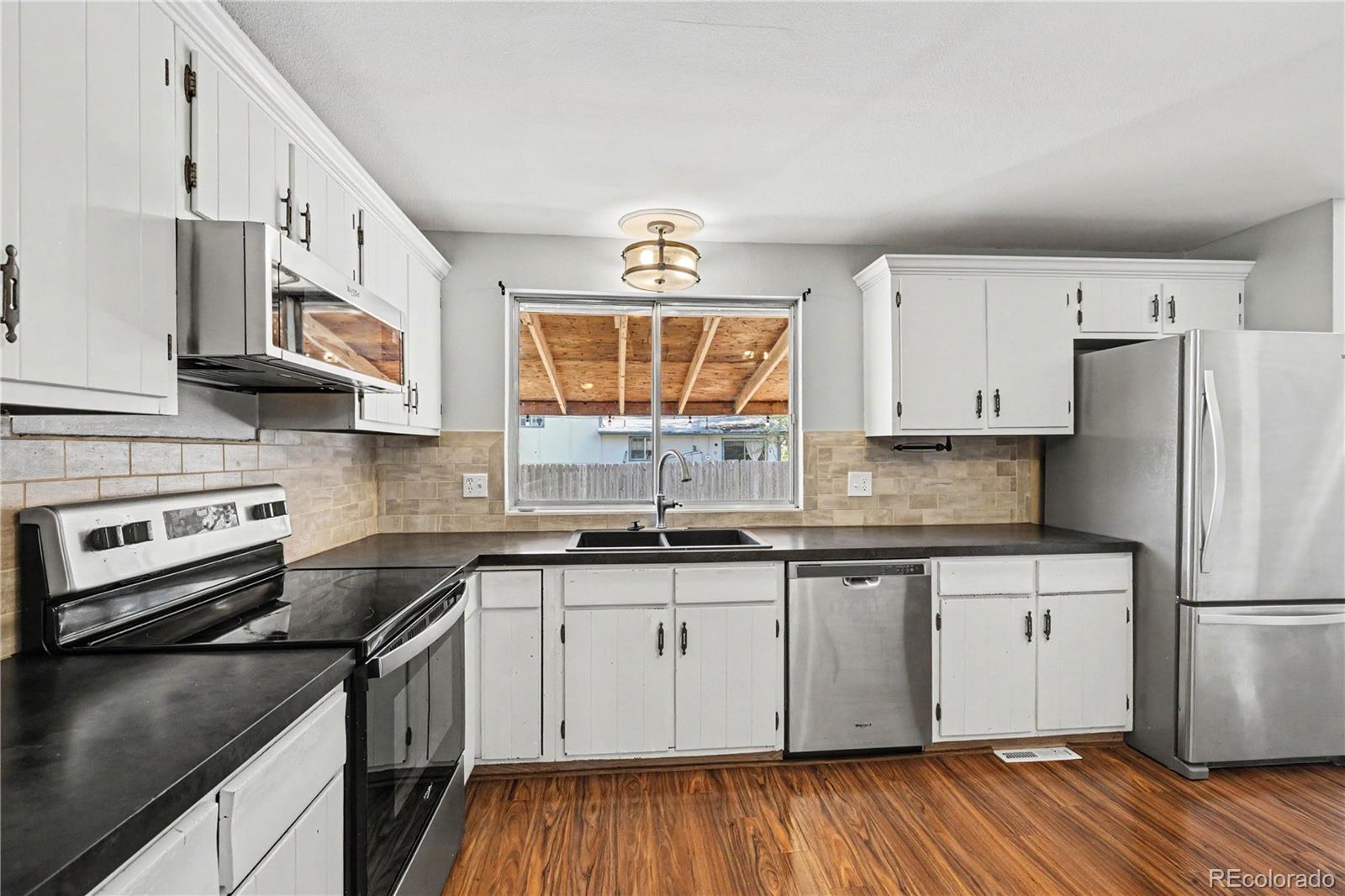 966 E 8th Avenue Broomfield CO 80020