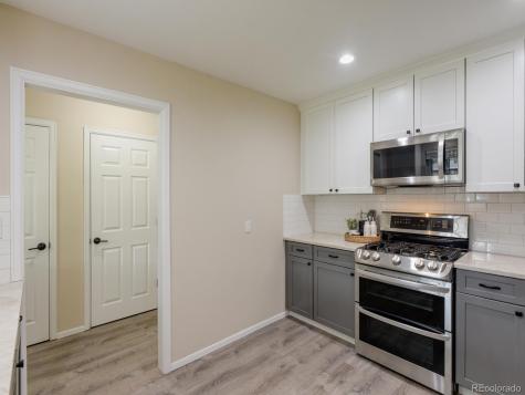 471 High Drive Castle Rock CO 80104