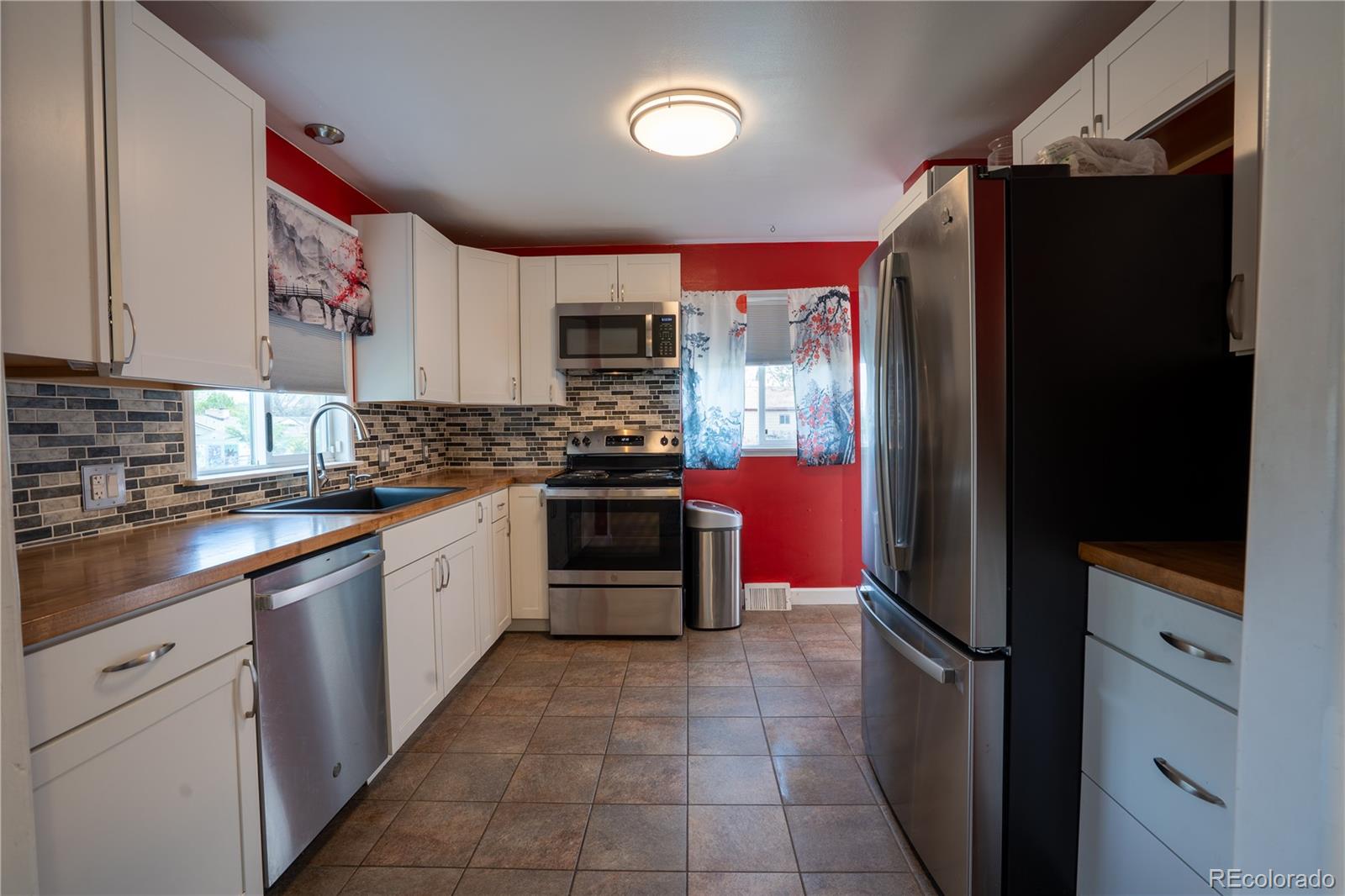 92 Zenobia Denver CO 80219
