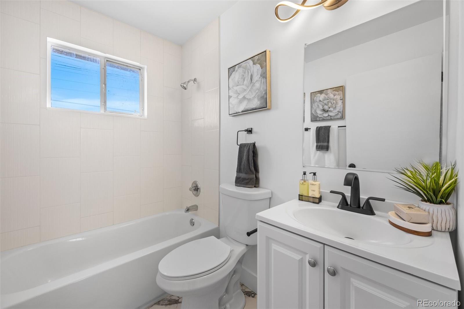 828 S Jasmine Street Denver CO 80224