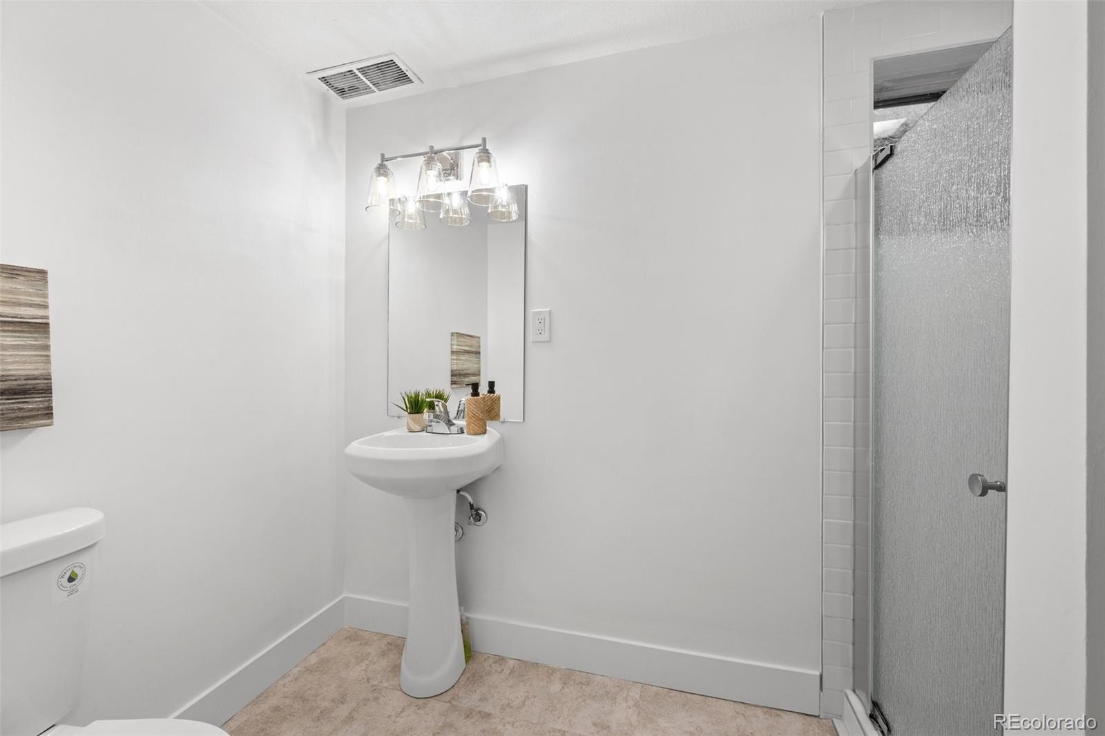 828 S Jasmine Street Denver CO 80224