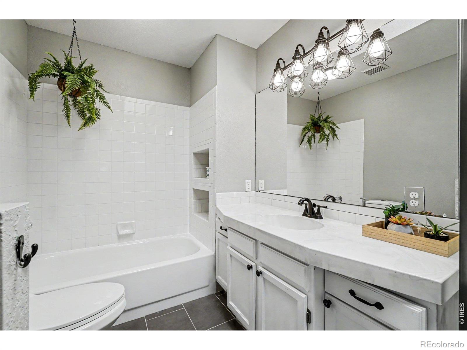 3134 Spinnaker Drive Longmont CO 80503