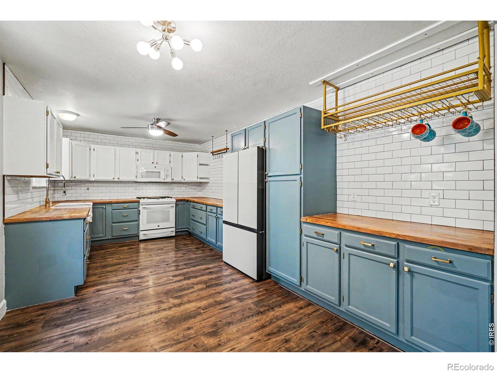 3134 Spinnaker Drive Longmont CO 80503