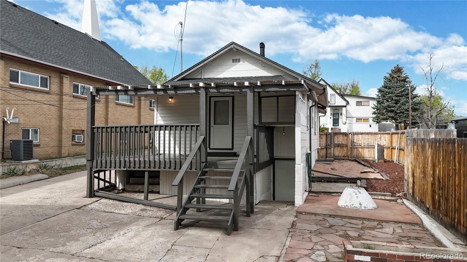 820 Knox Court Denver CO 80204