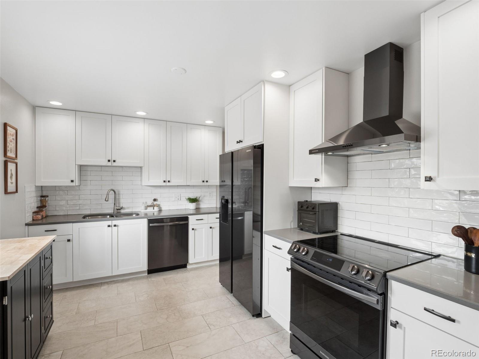 3199 S Lowell Boulevard Denver CO 80236