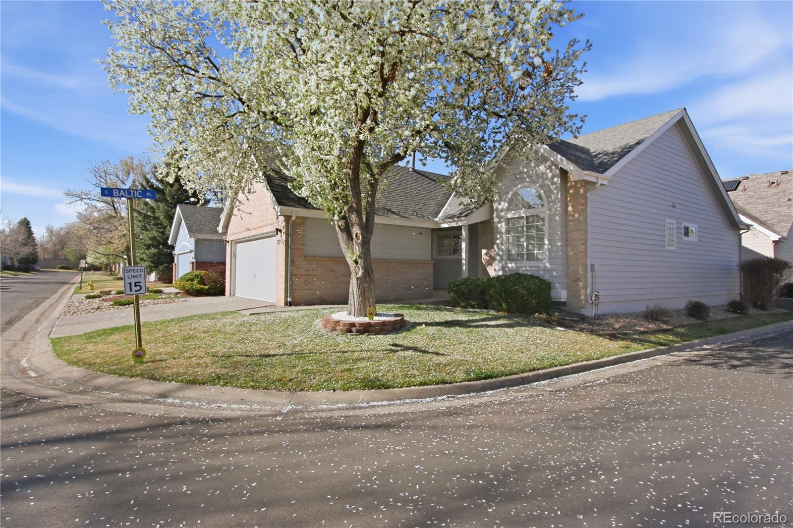 2217 S Kenton Way Aurora CO 80014