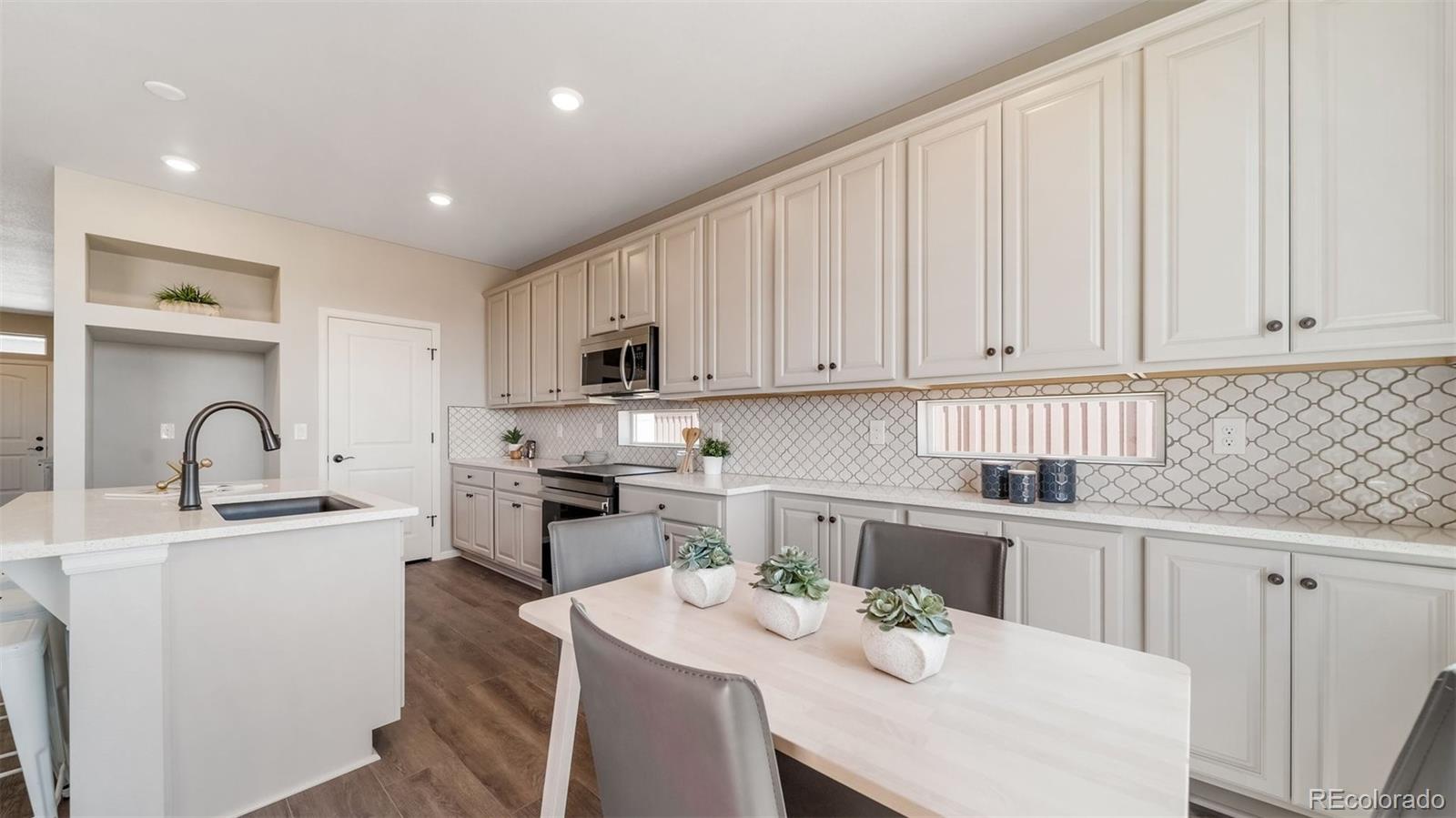 4934 N Tempe Street Aurora CO 80019