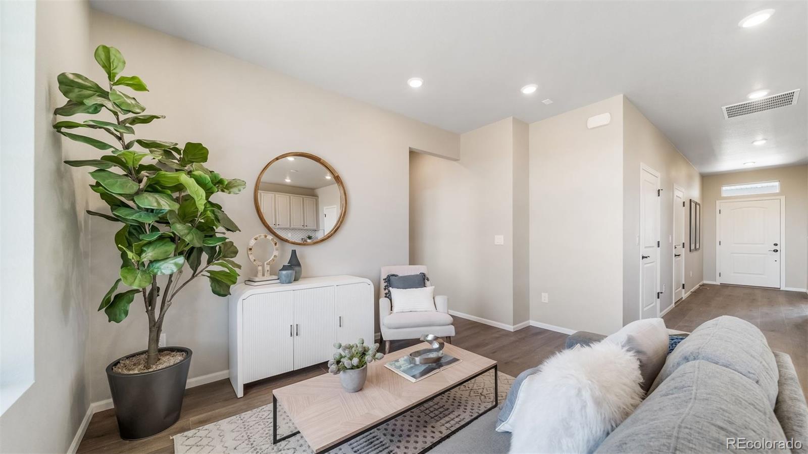 4934 N Tempe Street Aurora CO 80019