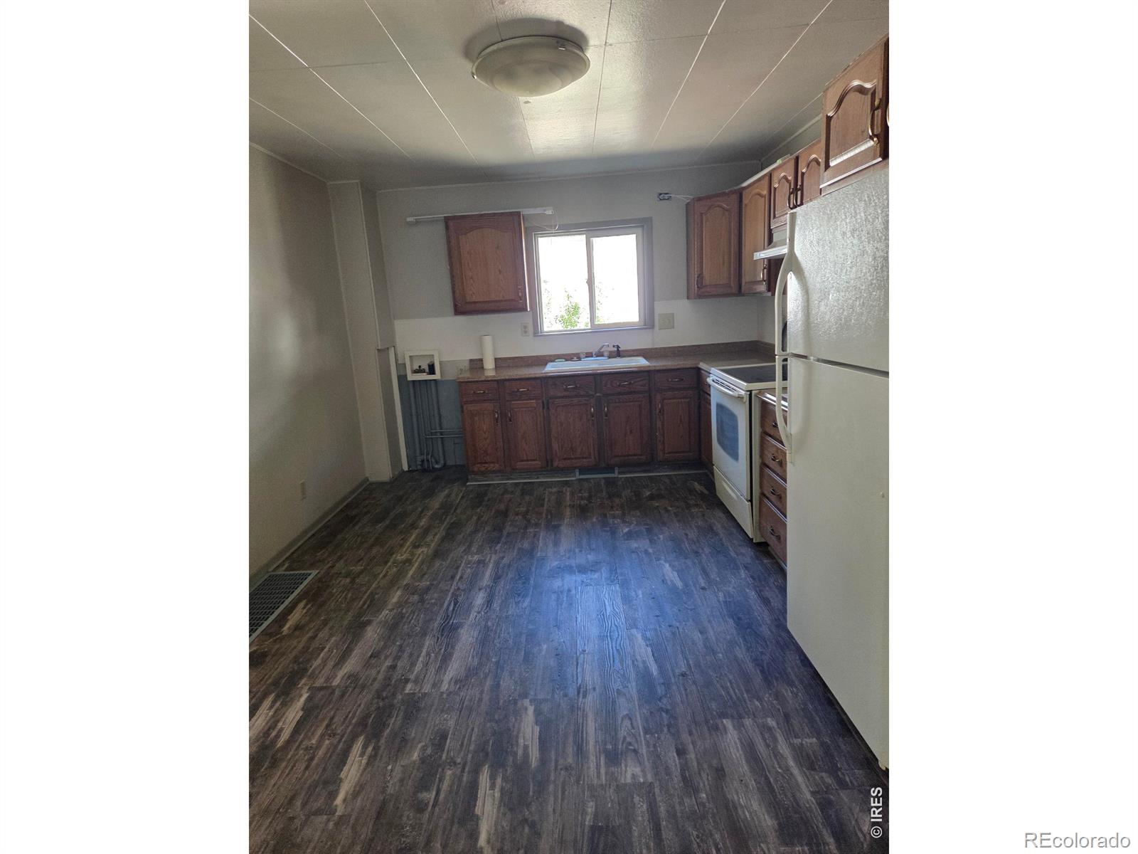 407 Carson Street Brush CO 80723
