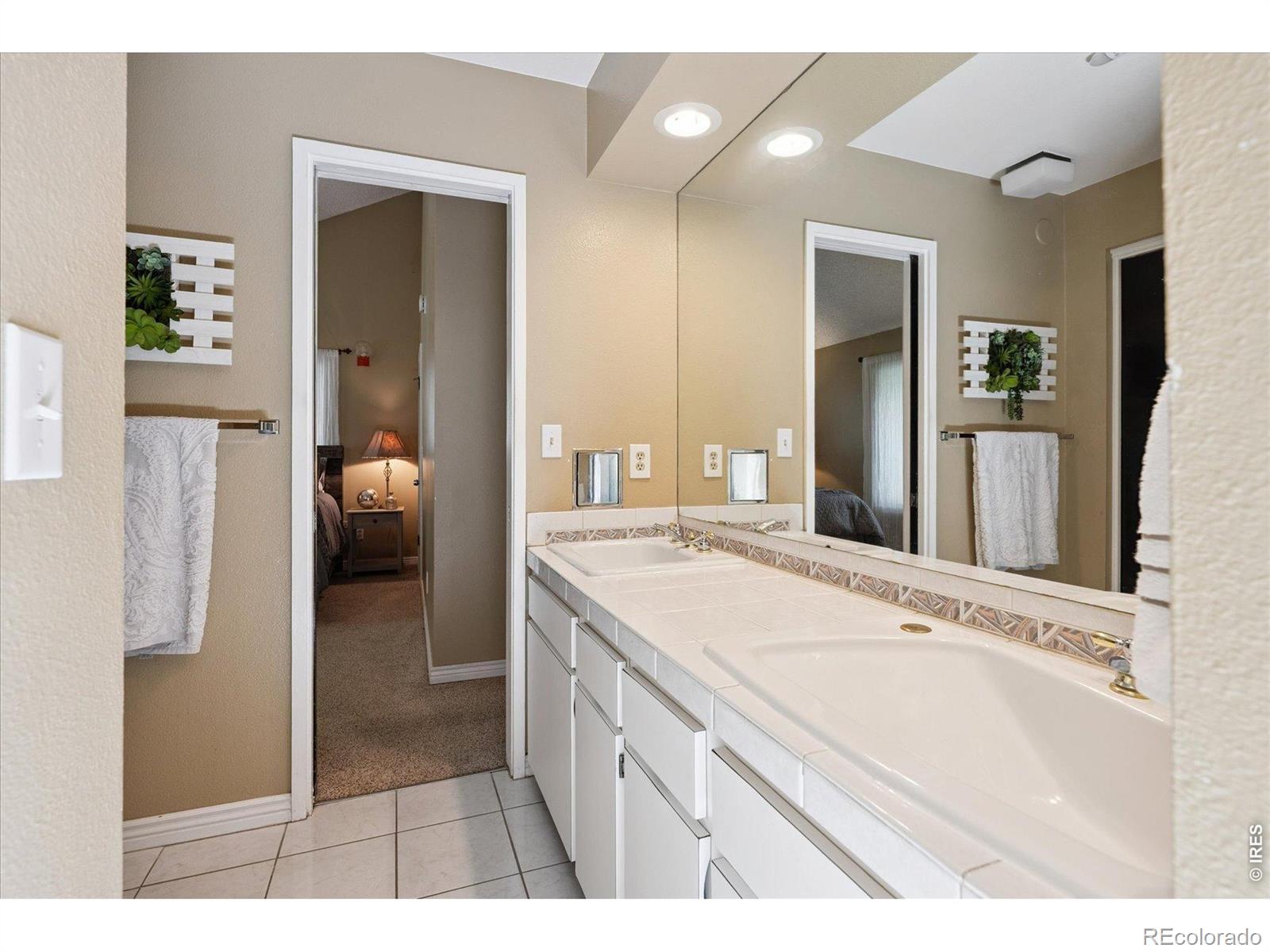 2276 S Dayton Street Denver CO 80231