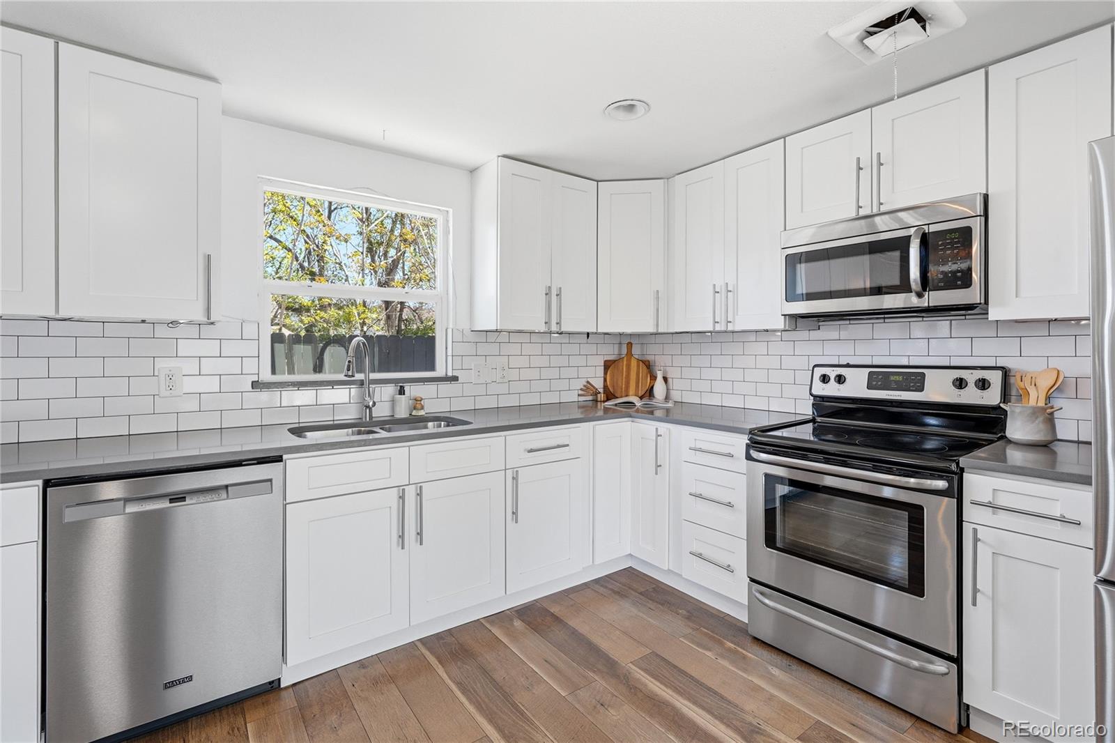 1560 W Beekman Place Denver CO 80221