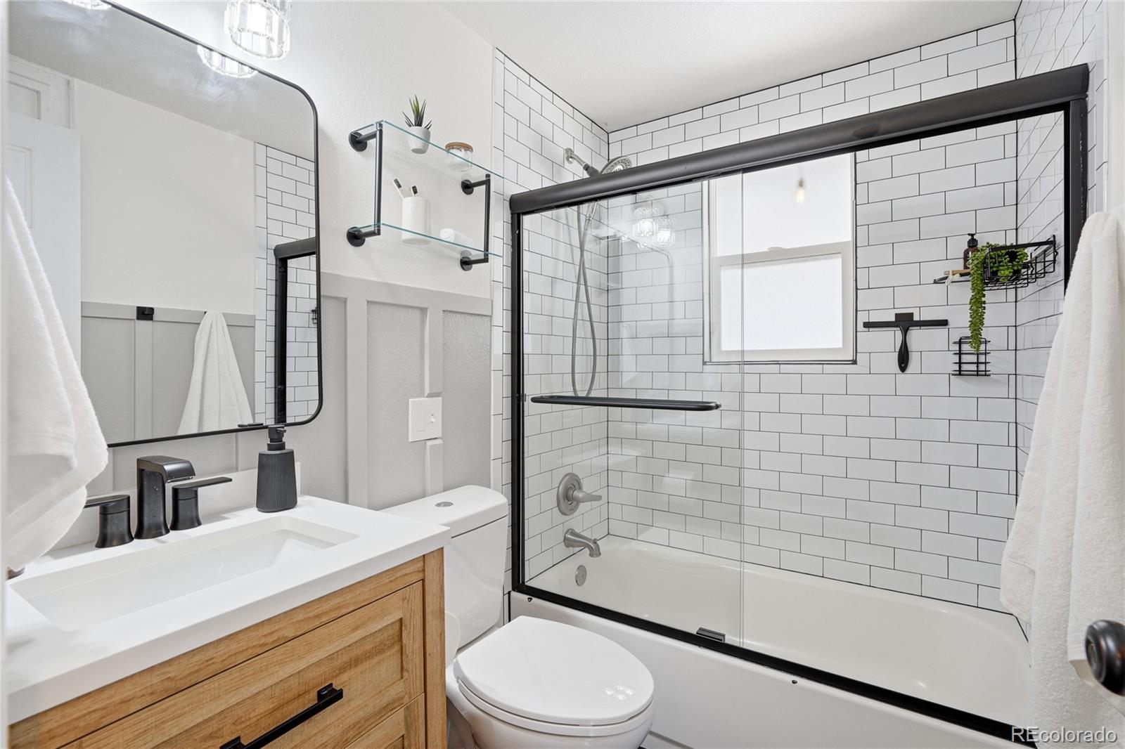 1560 W Beekman Place Denver CO 80221