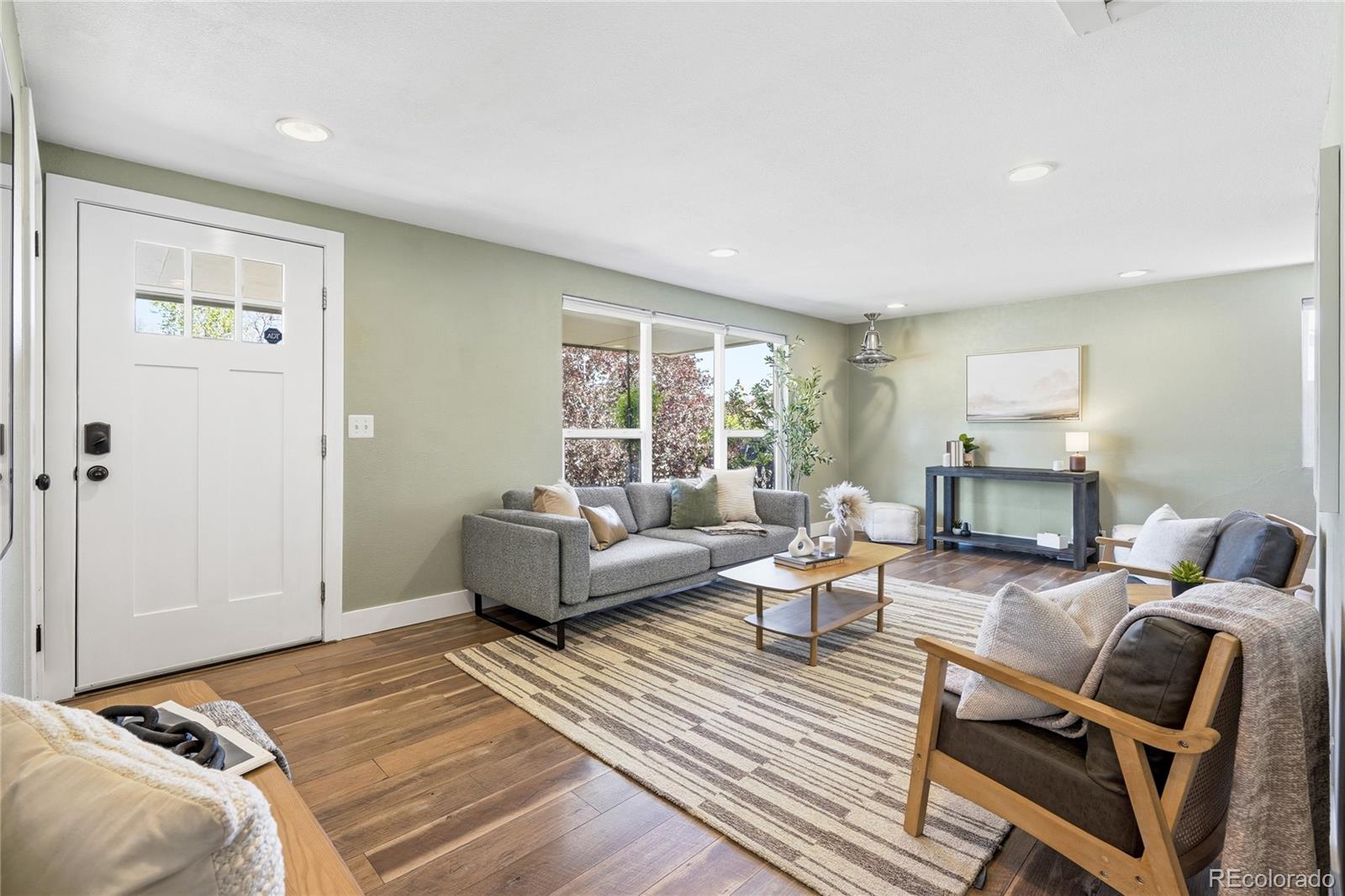 1560 W Beekman Place Denver CO 80221