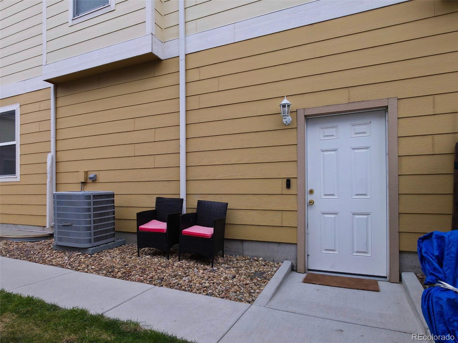 5560 Lewiston Street Denver CO 80239