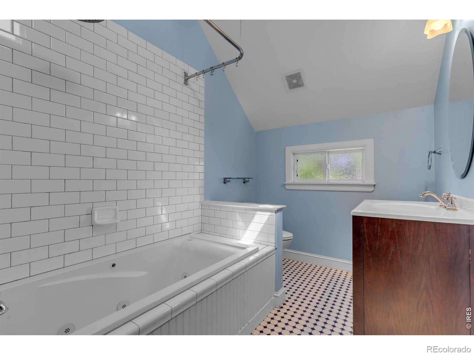 821 Emery Street Longmont CO 80501