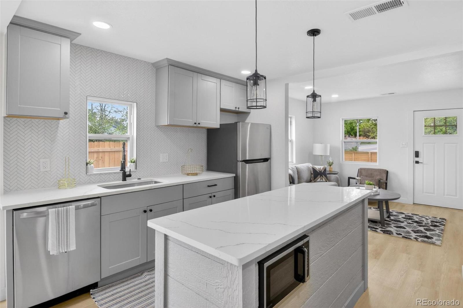2096 S Lowell Boulevard Denver CO 80219
