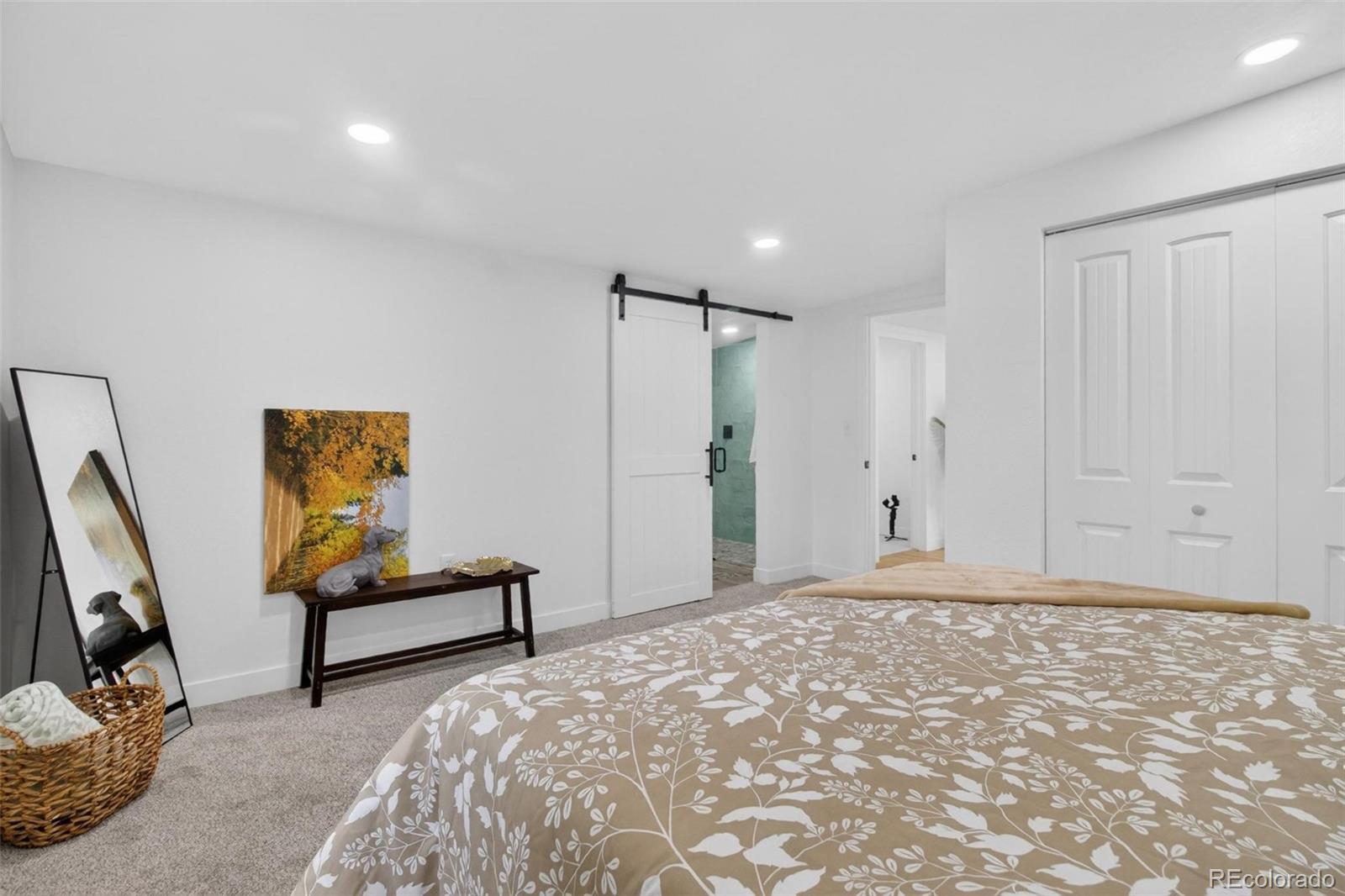 2096 S Lowell Boulevard Denver CO 80219