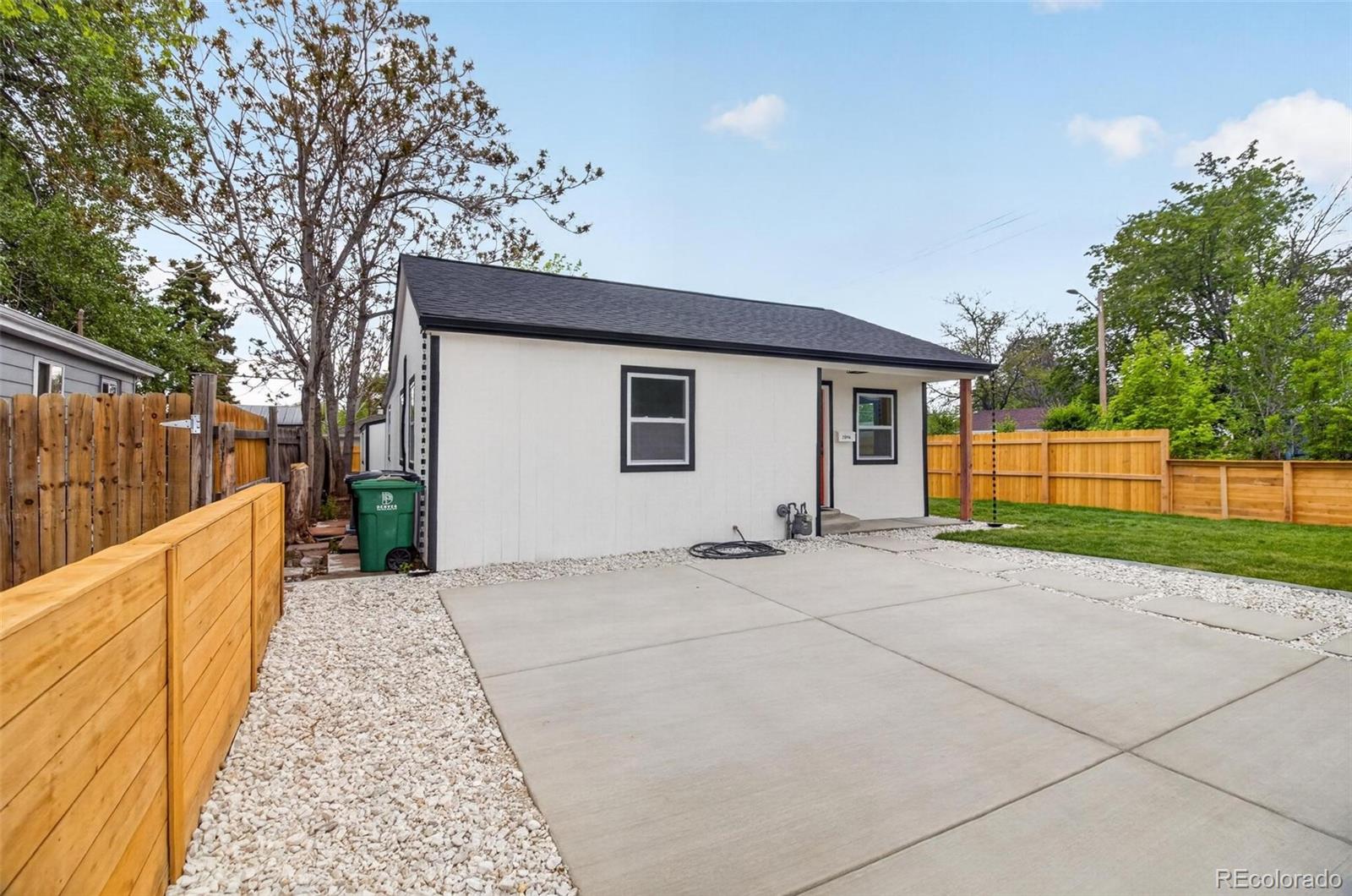 2096 S Lowell Boulevard Denver CO 80219