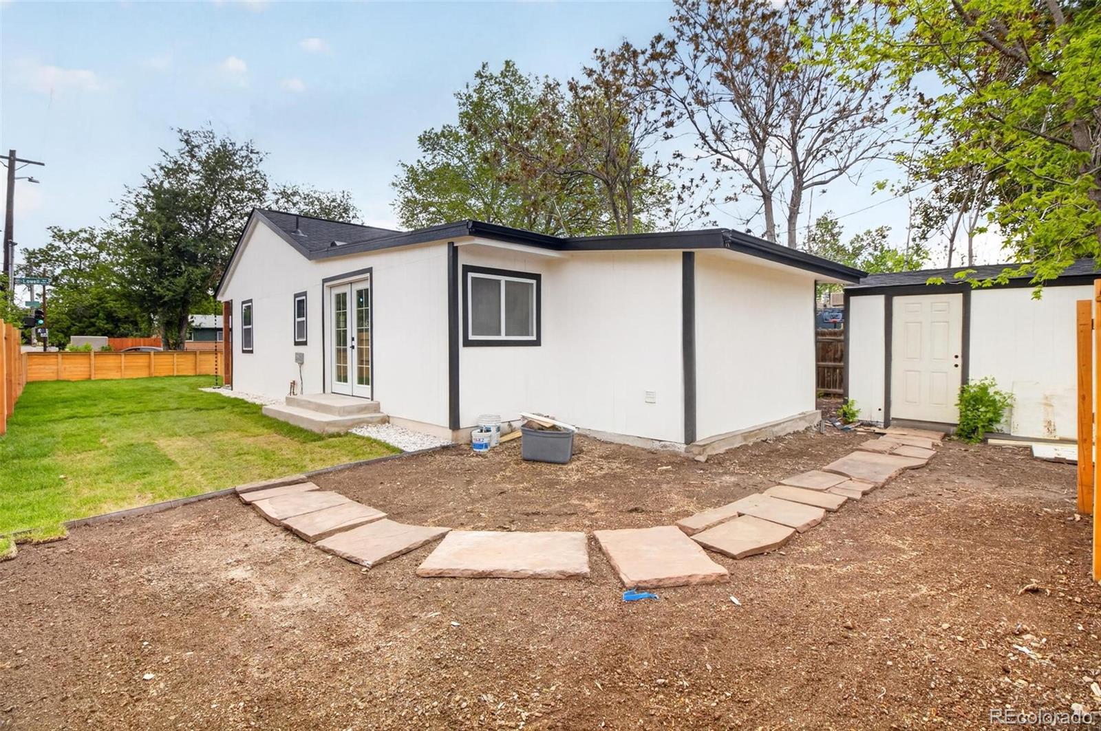 2096 S Lowell Boulevard Denver CO 80219